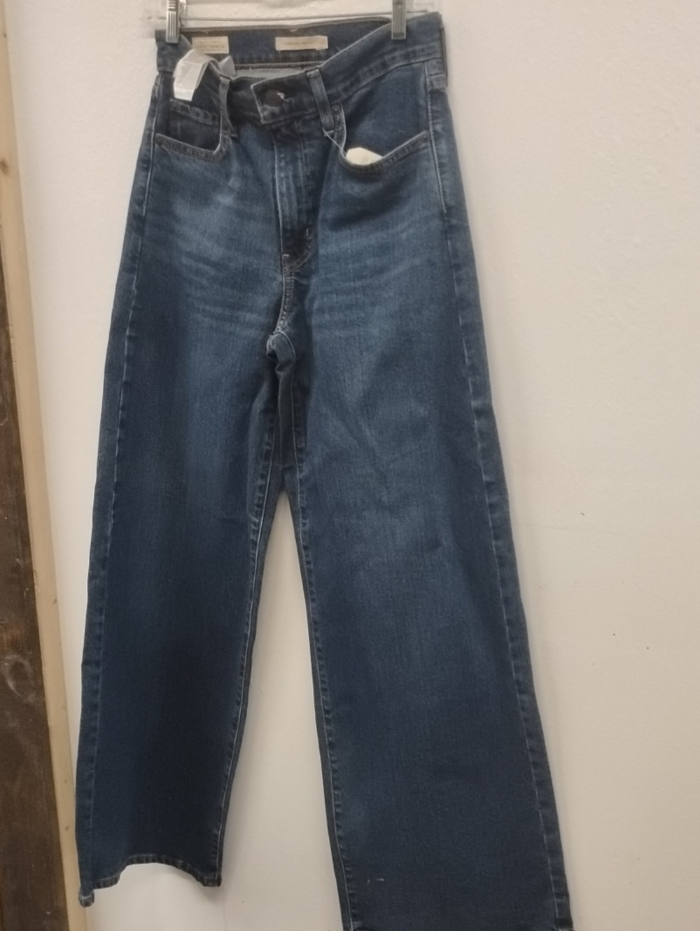 Levi's Men's Blue Relaxed Straight Jeans